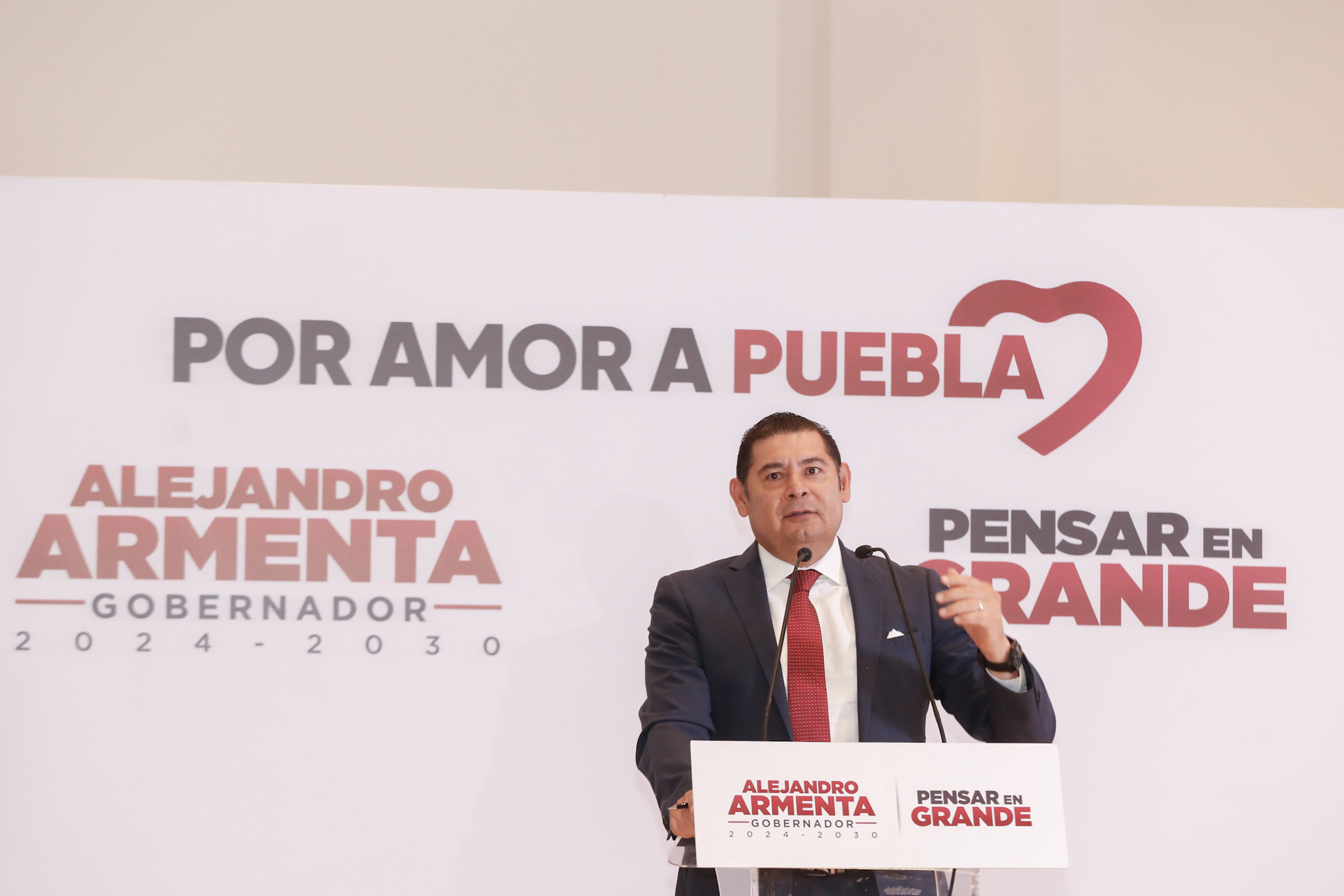 Armenta felicita a Congreso de Puebla por aprobar reforma judicial