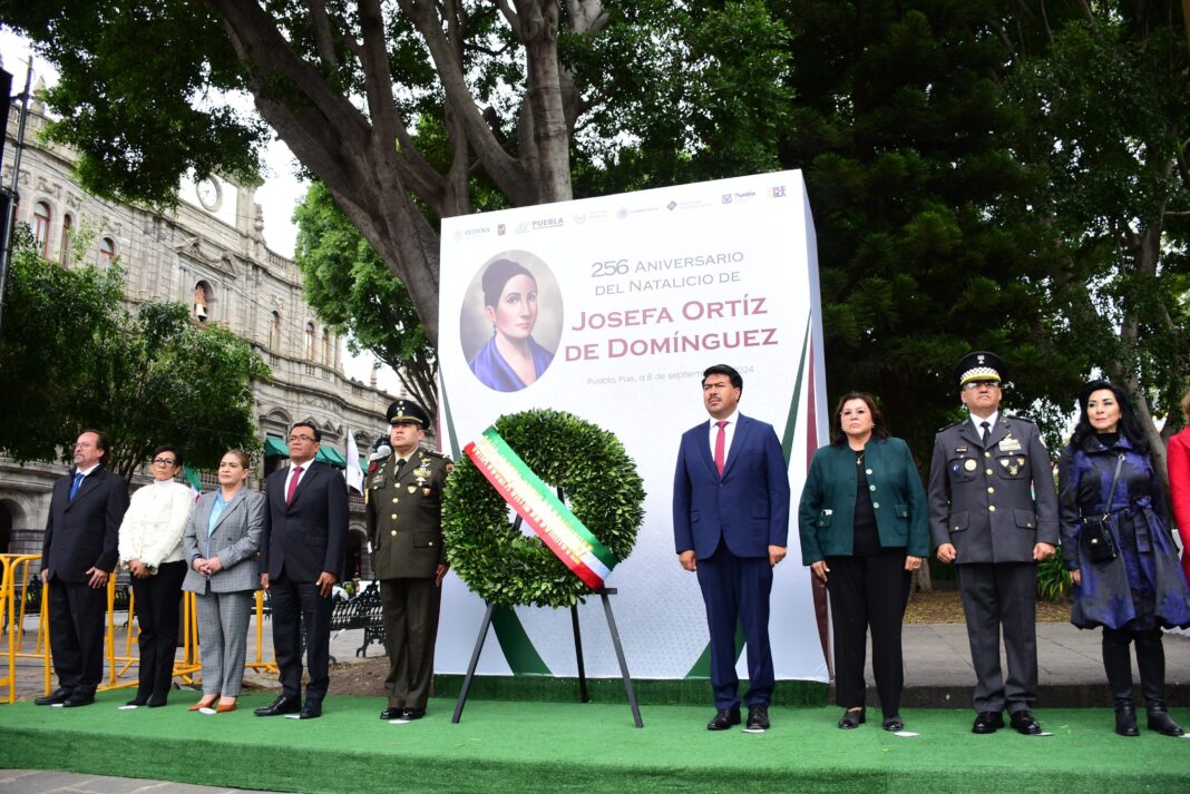 Autoridades estatales conmemoran a mexicanos que forjaron historia de México