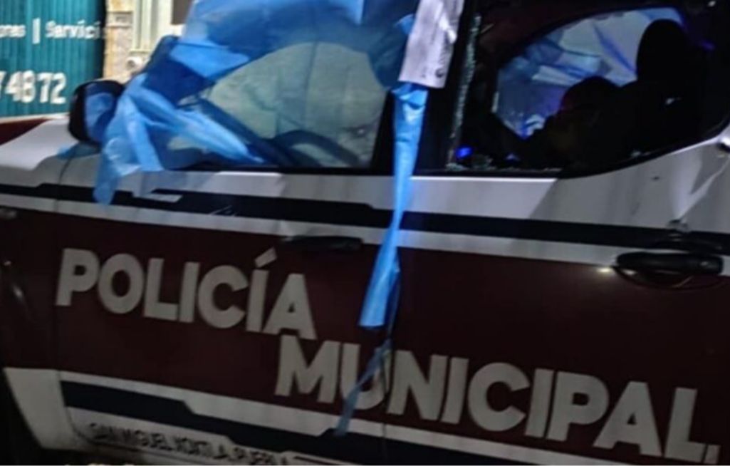 Sicarios ejecutan a policías municipales en Xoxtla