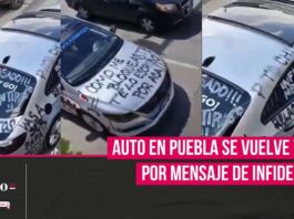 Infiel al volante auto en Puebla causa furor en redes por mensajes de traición