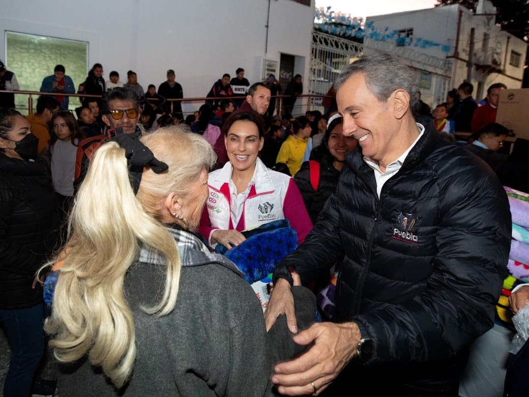 Inician posadas navideñas del SMDIF en la Romero Vargas y La Libertad