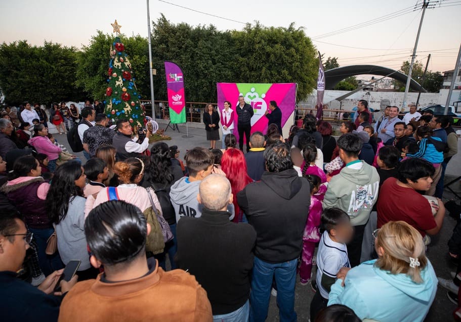 Inician posadas navideñas del SMDIF en la Romero Vargas y La Libertad