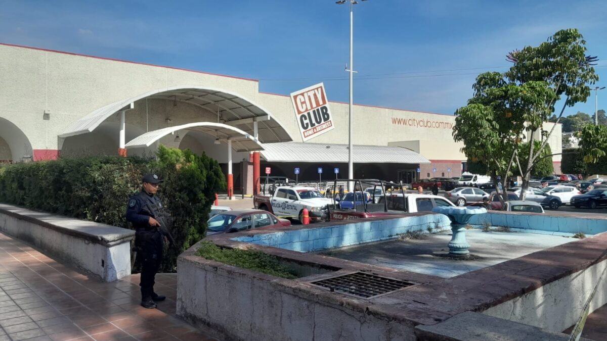 Era delincuente, el hombre que murió en el estacionamiento de City Club y BBVA