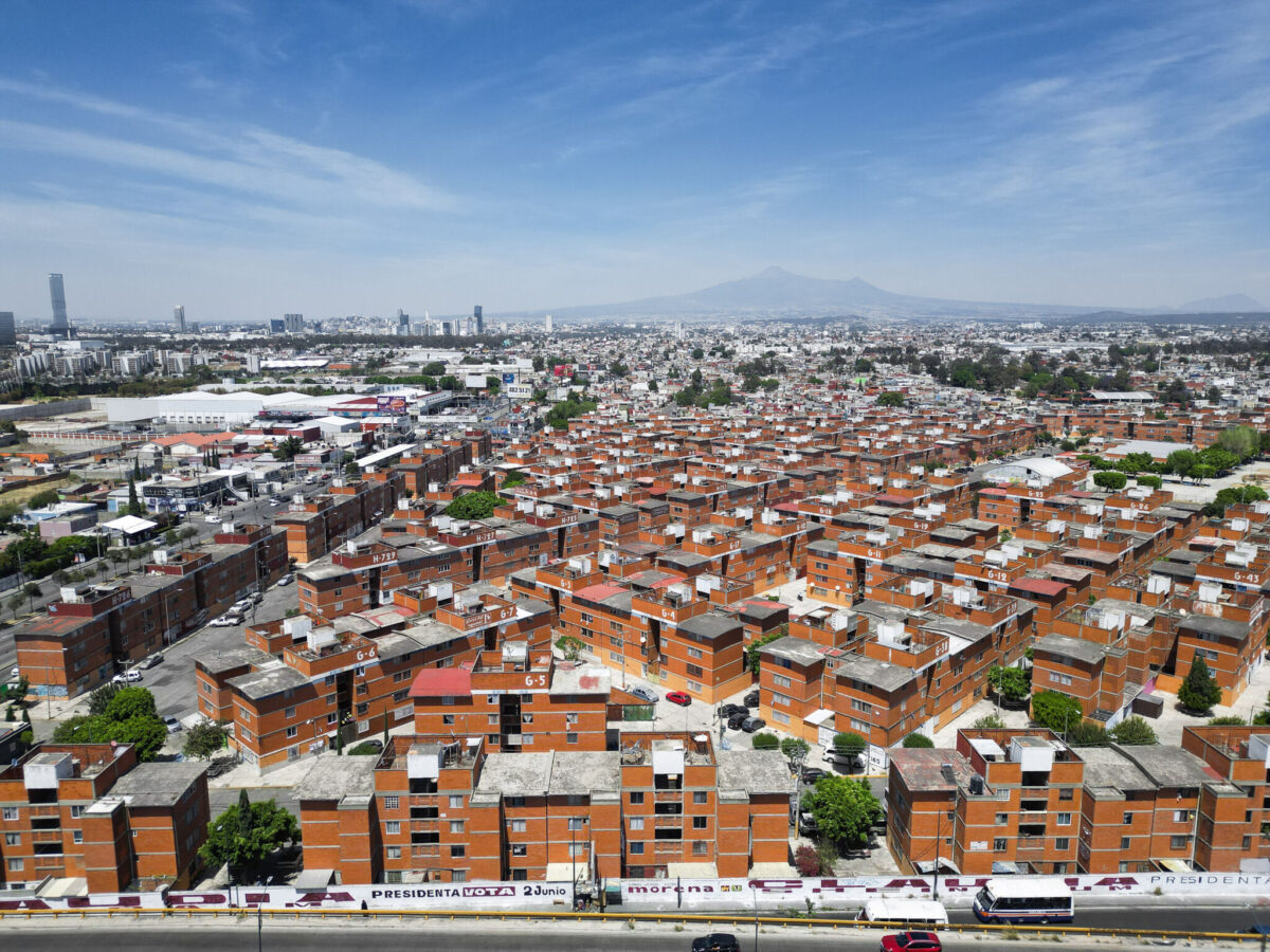 Unidad Habitacional Agua Santa. 