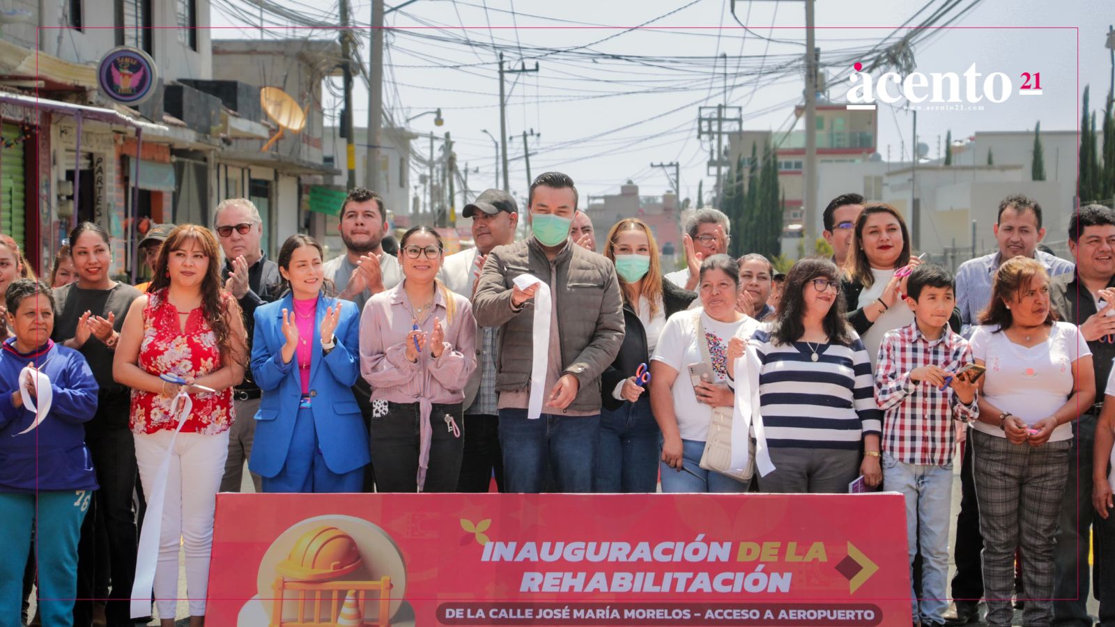GOBIERNO DE ROBERTO SOLÍS MODERNIZA ACCESO VIAL A AEROPUERTO EN HUEJOTZINGO GOBIERNO DE ROBERTO SOLÍS MODERNIZA ACCESO VIAL A AEROPUERTO EN HUEJOTZINGO