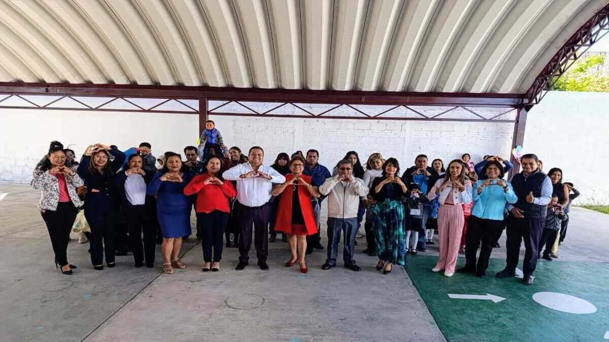 Entrega Tere Alfaro obras de mejoramiento en CAIC de San Cristóbal Tulcingo