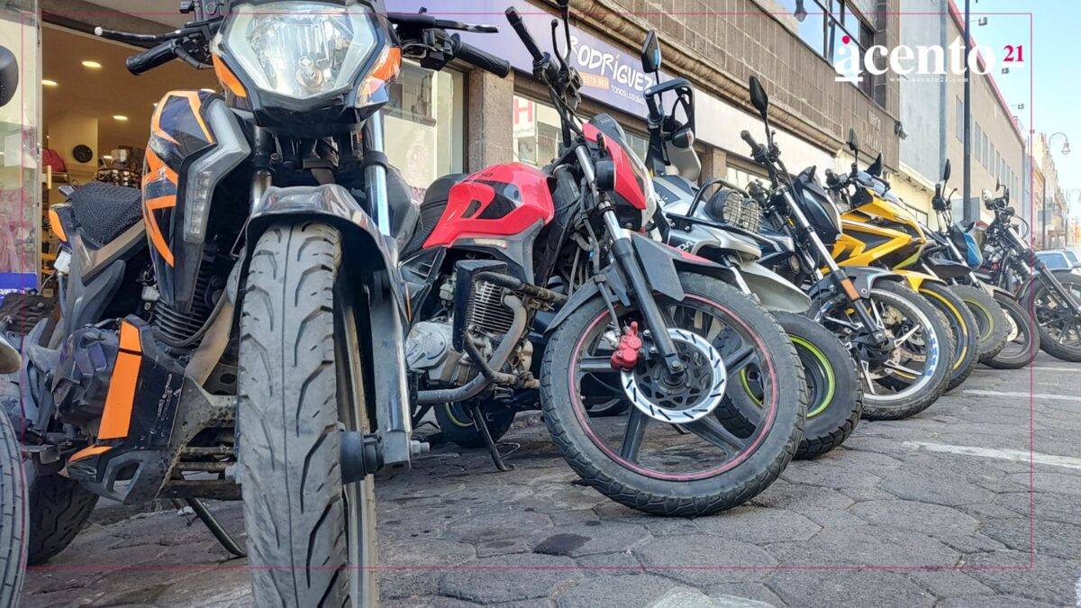 Solo una persona Morena va por limitar el uso de motocicletas en Puebla para frenar delitos