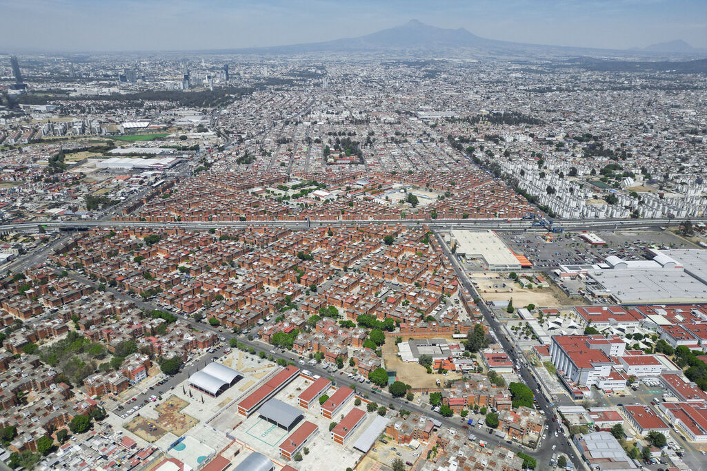 Gobierno donará 4 hectáreas para construcción de viviendas en Puebla
