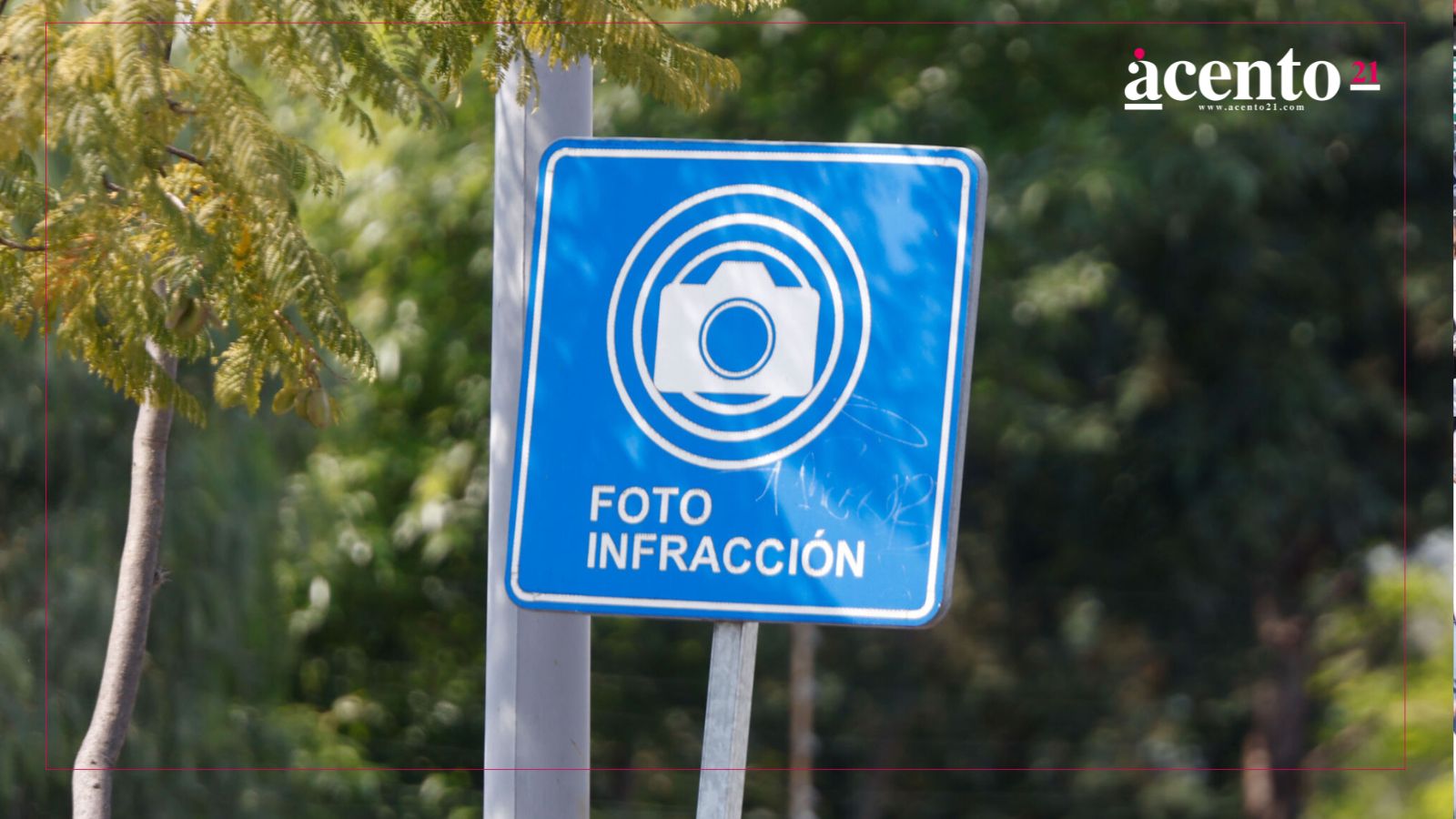 Nuevas fotomultas detectarán uso de celular y falta de cinturón de seguridad; Armenta descarta que sea recaudatorio