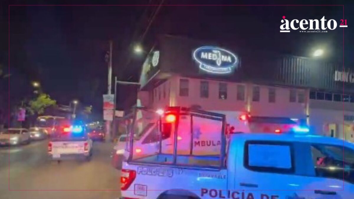 Balean a joven afuera del HSBC de Zavaleta; le dispararon hasta en cinco ocasiones