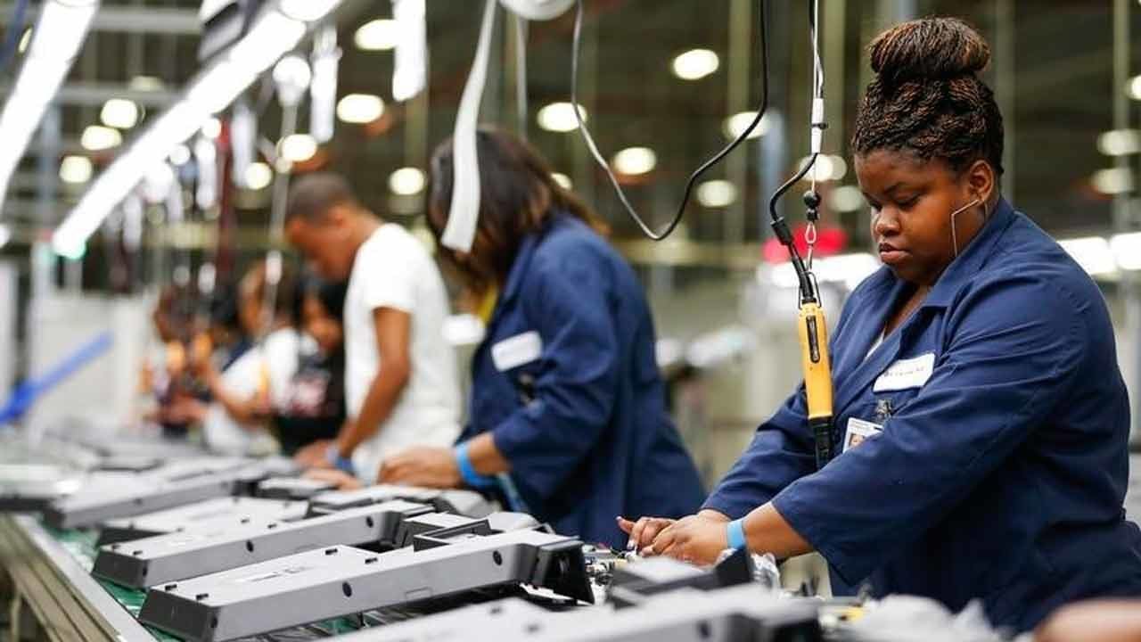 Jornada laboral de 40 horas afectaría a industria manufacturera de Puebla Jornada laboral de 40 horas afectaría a industria manufacturera de Puebla