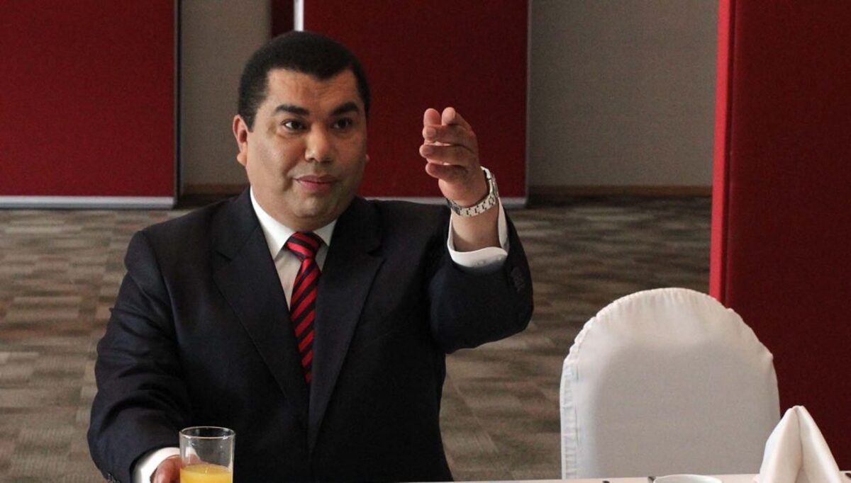 Finaliza juicio por violencia familiar de López Zavala