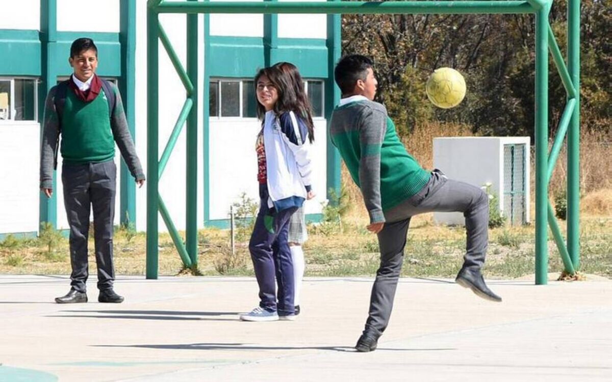 Construirán bachillerato de educación y promoción deportiva en Puebla