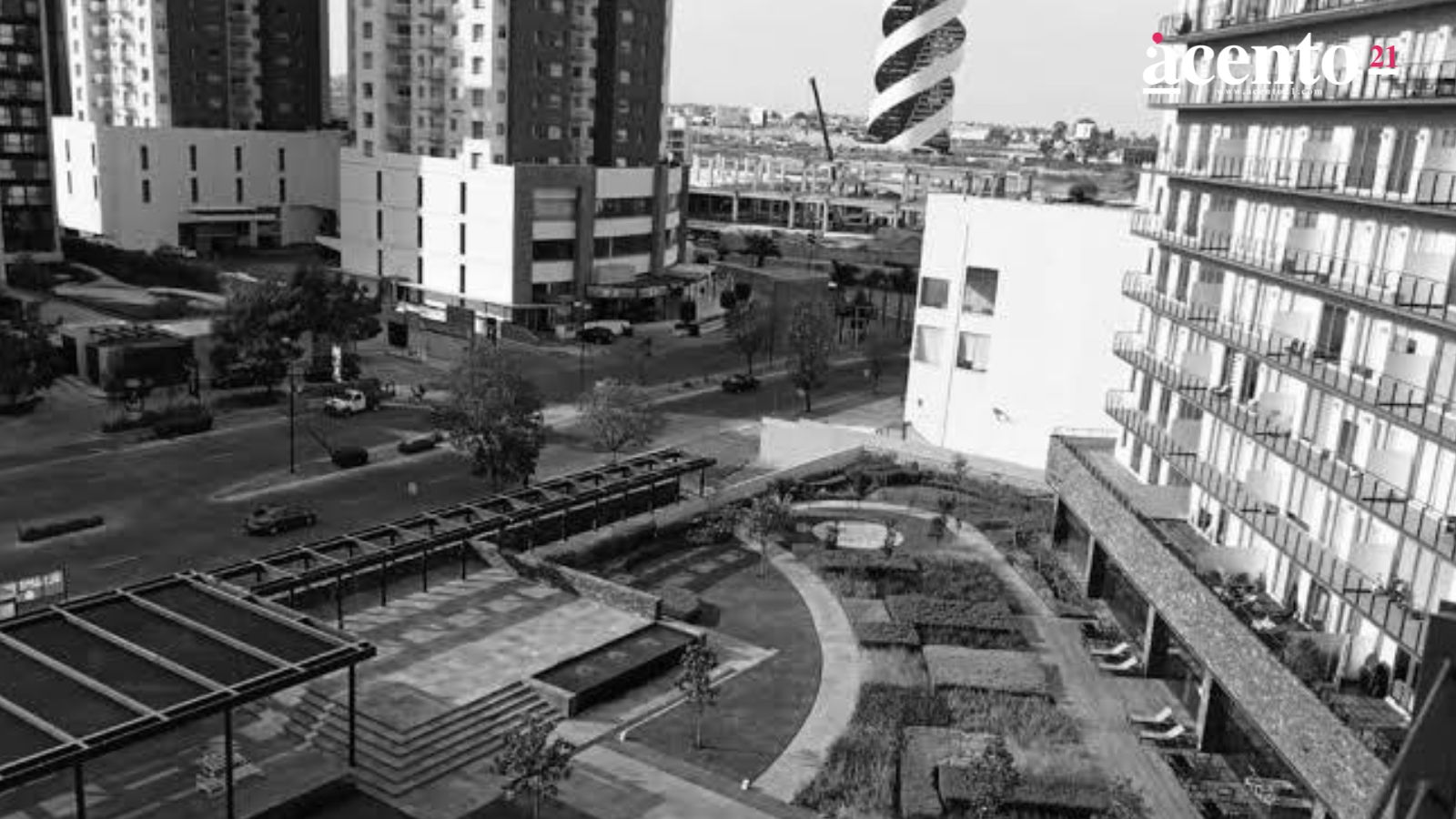 Joven muere al caer desde una altura de 35 metros del High Towers Élite en Lomas