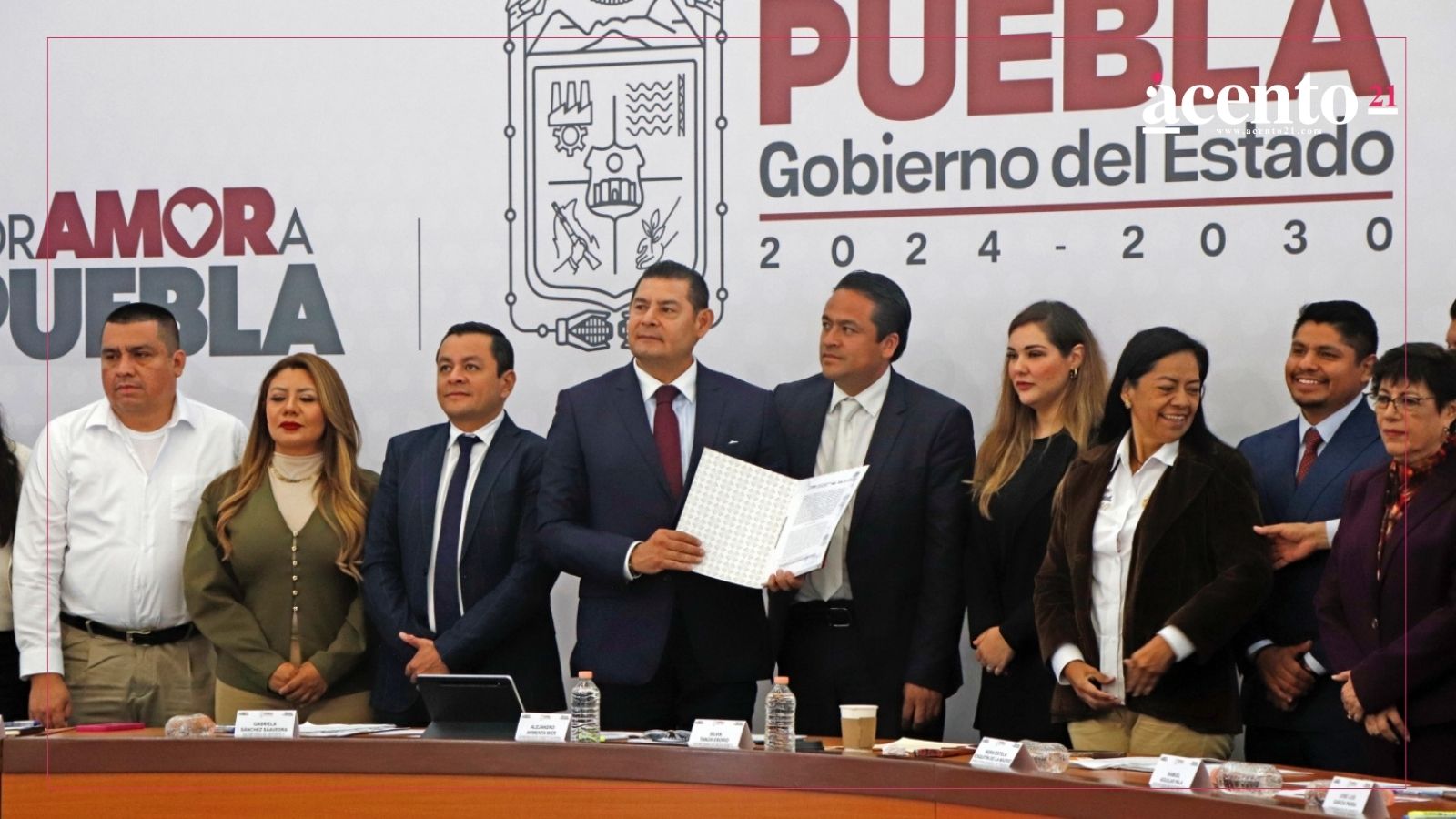 Firma Omar Muñoz convenio para brindar seguridad patrimonial a los ciudadanos