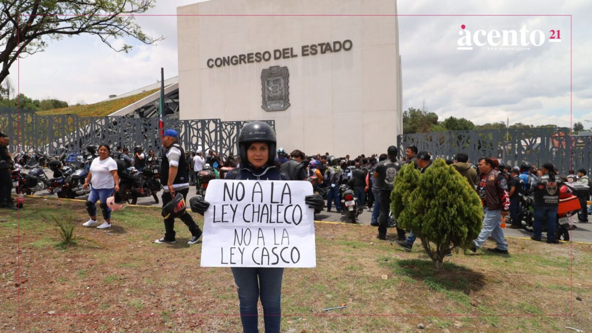 Regulación de motos en Puebla; eliminarán uso de chaleco y reemplacamiento será gratuito