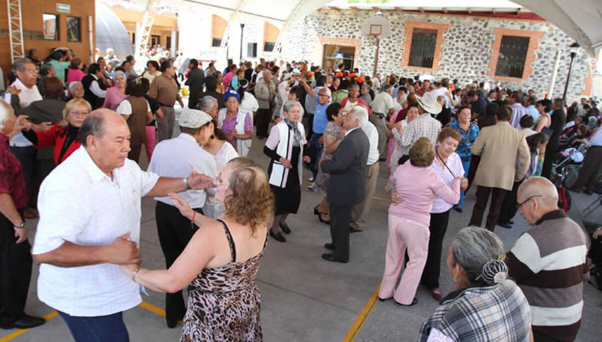 Ayuntamiento de Puebla dona predio para construir Casa del Abue en Mayorazgo Ayuntamiento de Puebla dona predio para construir Casa del Abue en Mayorazgo