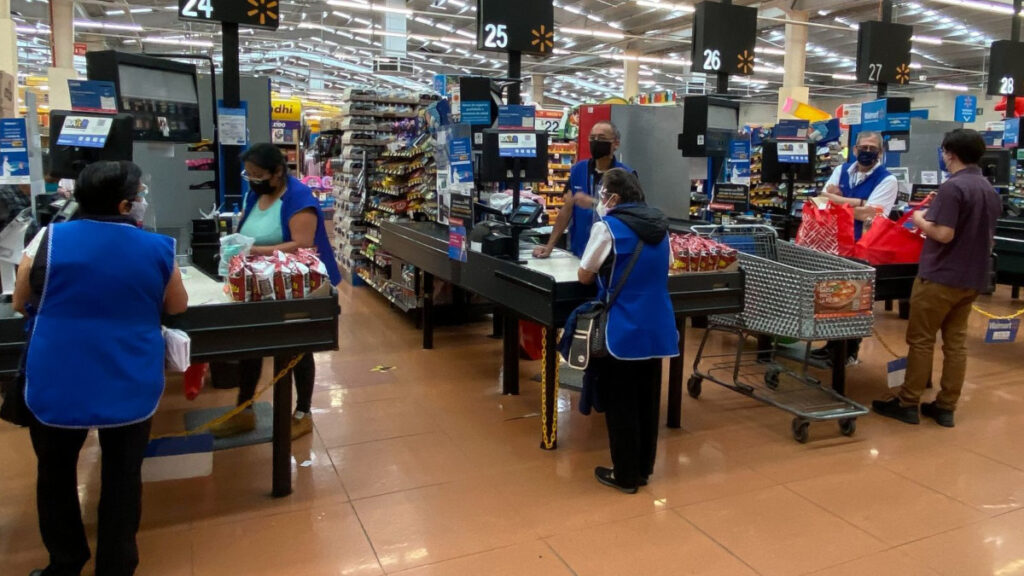 La famosa Ley Silla es una reforma a la Ley Federal del Trabajo publicada el 19 de diciembre de 2024, la cual garantiza el derecho de los trabajadores que pasan buena parte de su jornada laboral de pie a disponer de asientos con respaldo o zonas de descanso,