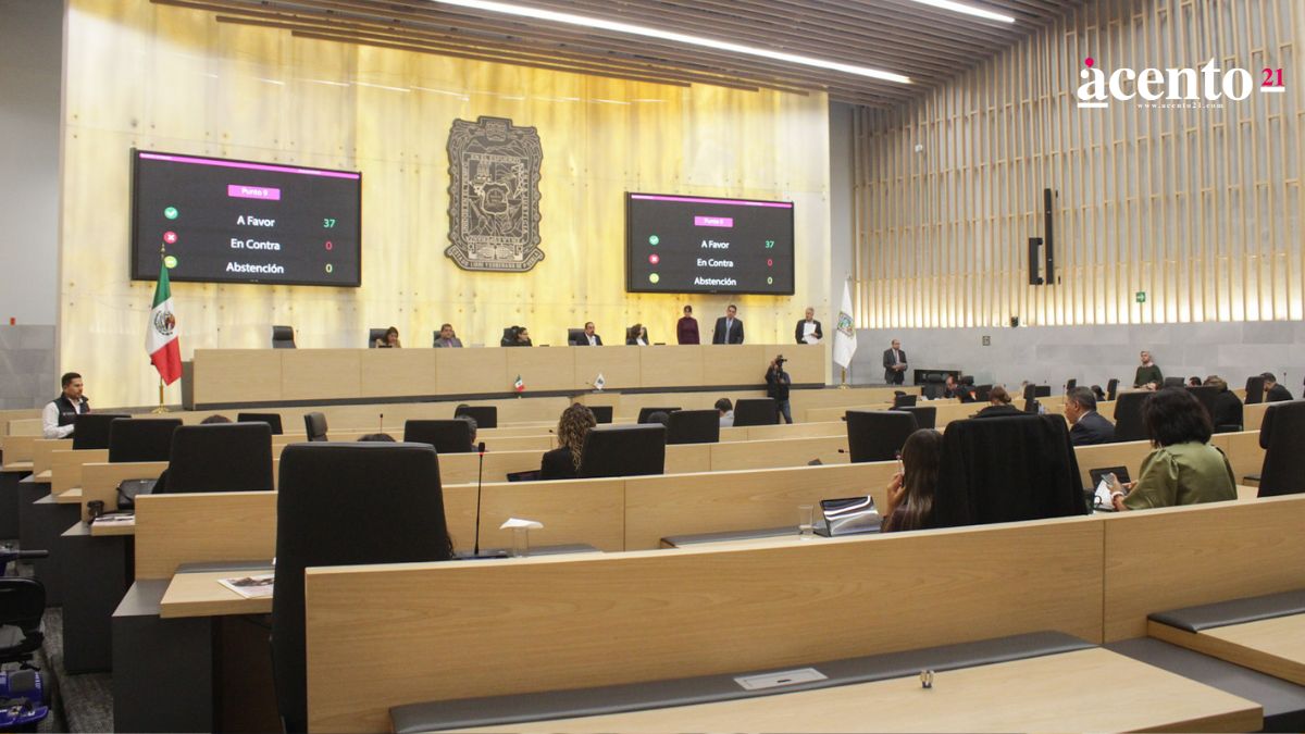 Polo de Lara refrenda su imparcialidad como secretario general del Congreso de Puebla