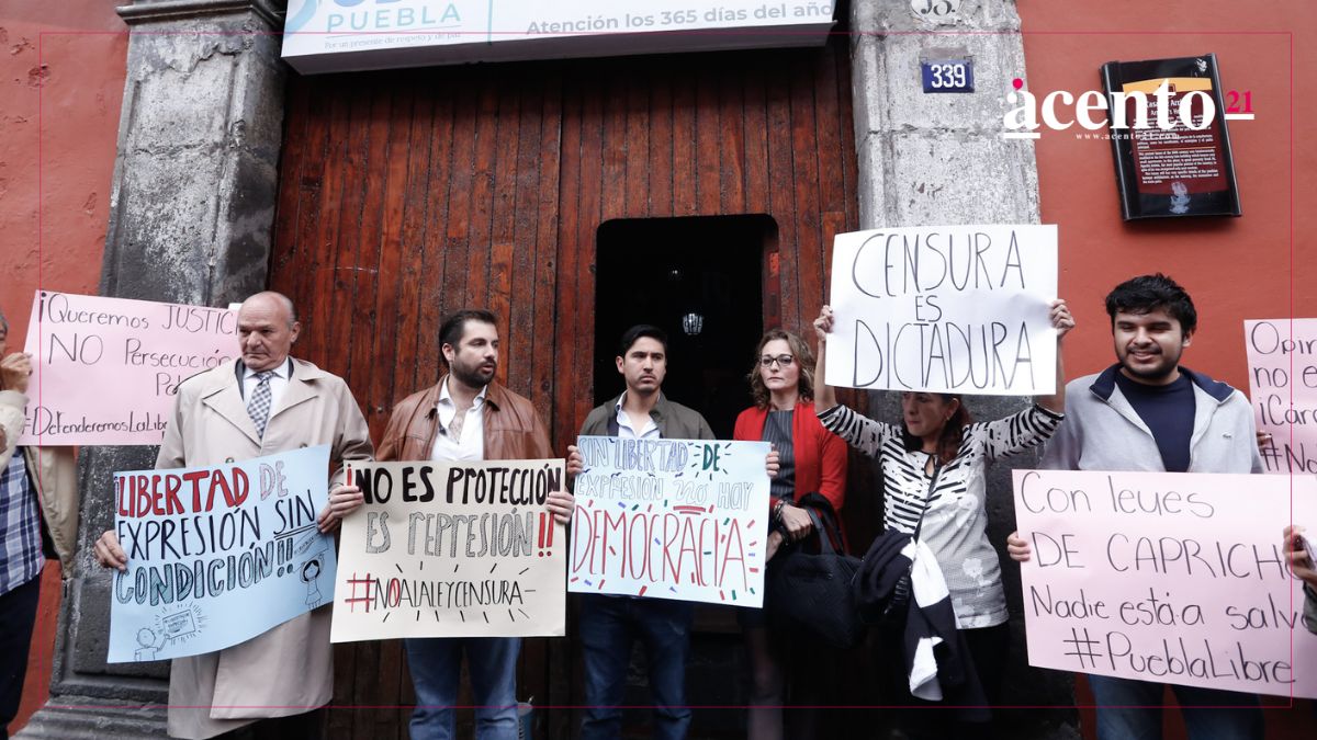 Fracasa manifestación contra la Ley de Ciberseguridad en Puebla; asisten menos de 15 personas
