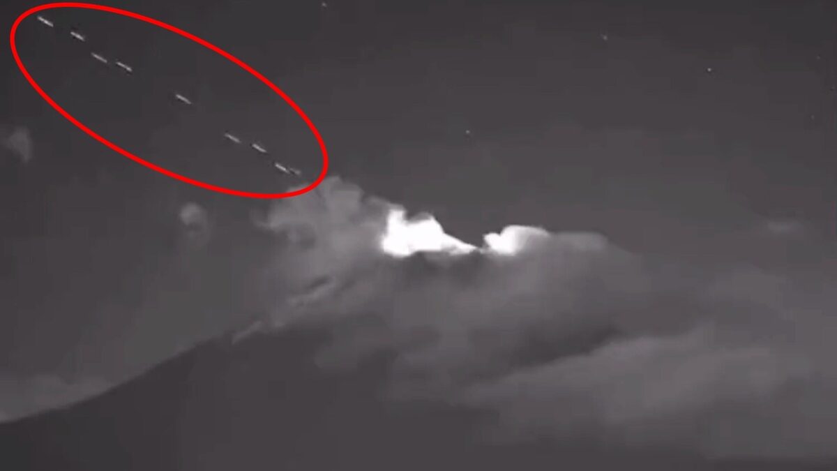 ¡Me convierto en marciano! Hoy es el Día Mundial del OVNI (y de los avistamientos en el Popocatépetl)