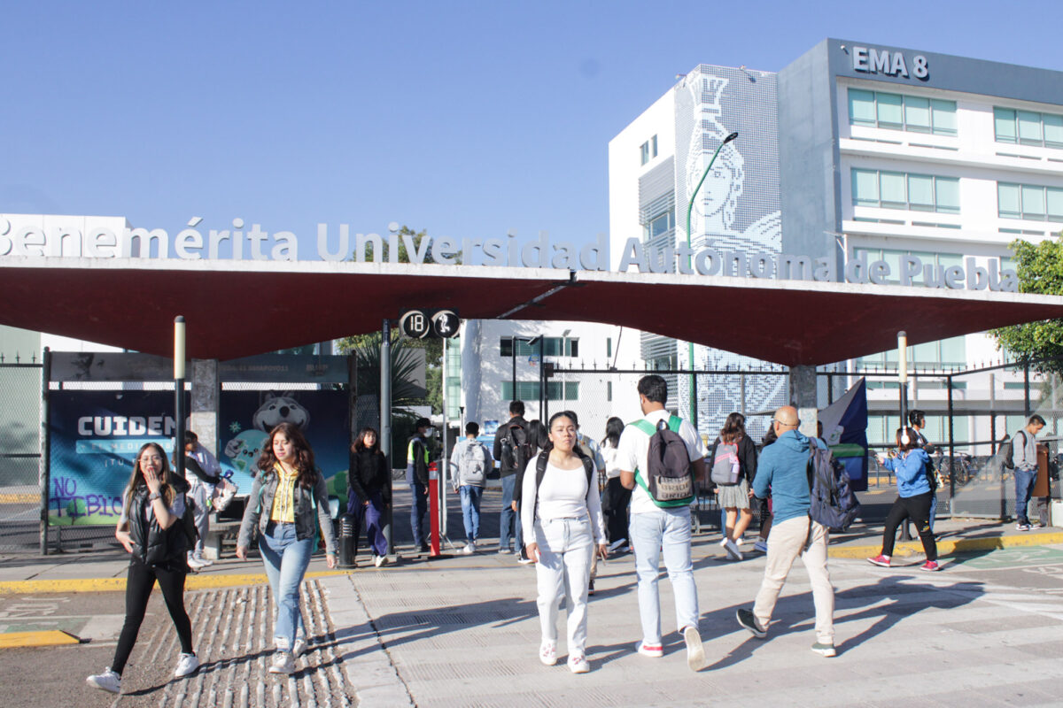 En este apartado sobresale el convenio para la Benemérita Universidad Autónoma de Puebla (BUAP) con mil 807 millones 691 mil pesos,