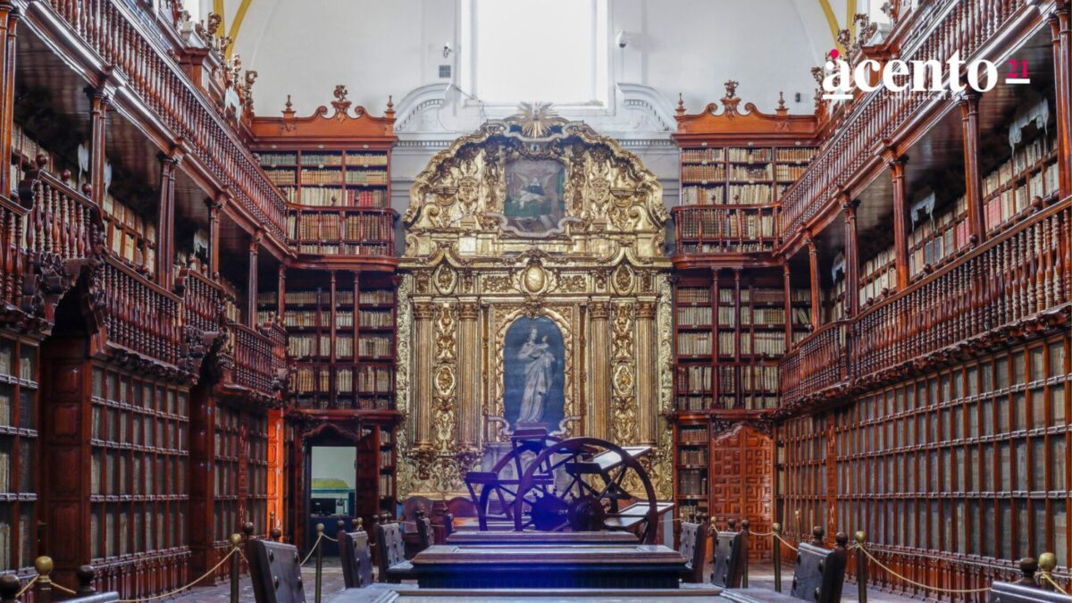 Inauguran 4 exhibiciones en la Biblioteca Palafoxiana de Puebla