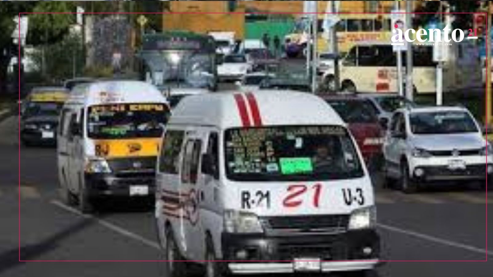 Criminales atracan ruta 21 cerca del Mercado Hidalgo, hieren a pasajero