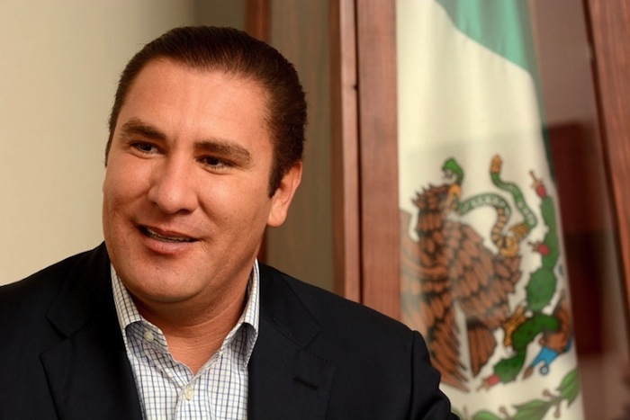 Entre los delitos que cometió el morenovallismo, con absoluta impunidad, consentimiento y colusión de las entonces autoridades federales, a pesar de que resultaron muy directamente afectadas, está el espionaje que se perpetró desde Puebla, entre 2011 y 2018,