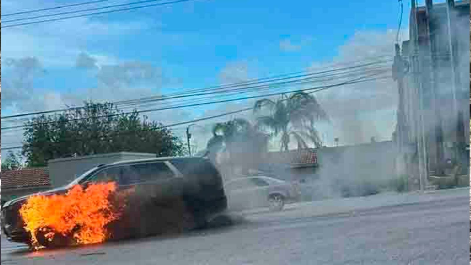 Ejecutan al fiscal de la FGR en Reynosa; atacantes calcinan su vehículo