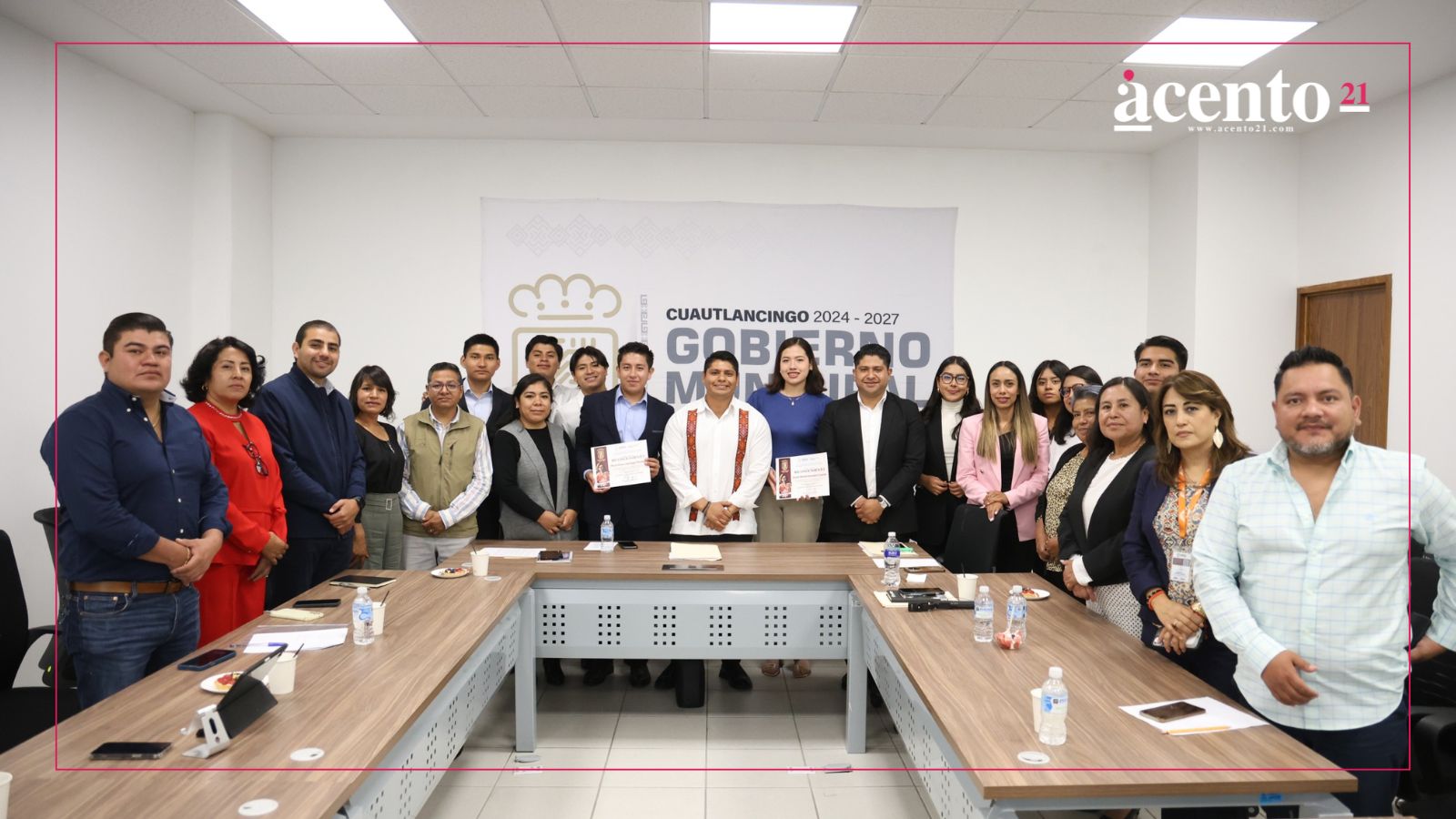 Preside Omar Muñoz premiación del concurso “Regidor por un día”