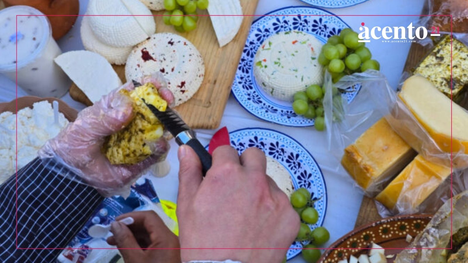 Con mezcal, vino y chapulines, esto encontrarás en la feria del queso en Tonantzintla
