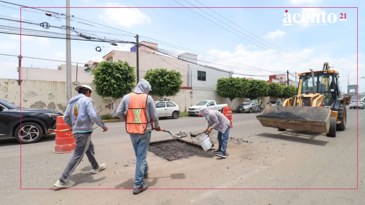 Ayuntamiento de Puebla tapa 110 mil baches; anuncian jornadas en 11 colonias 