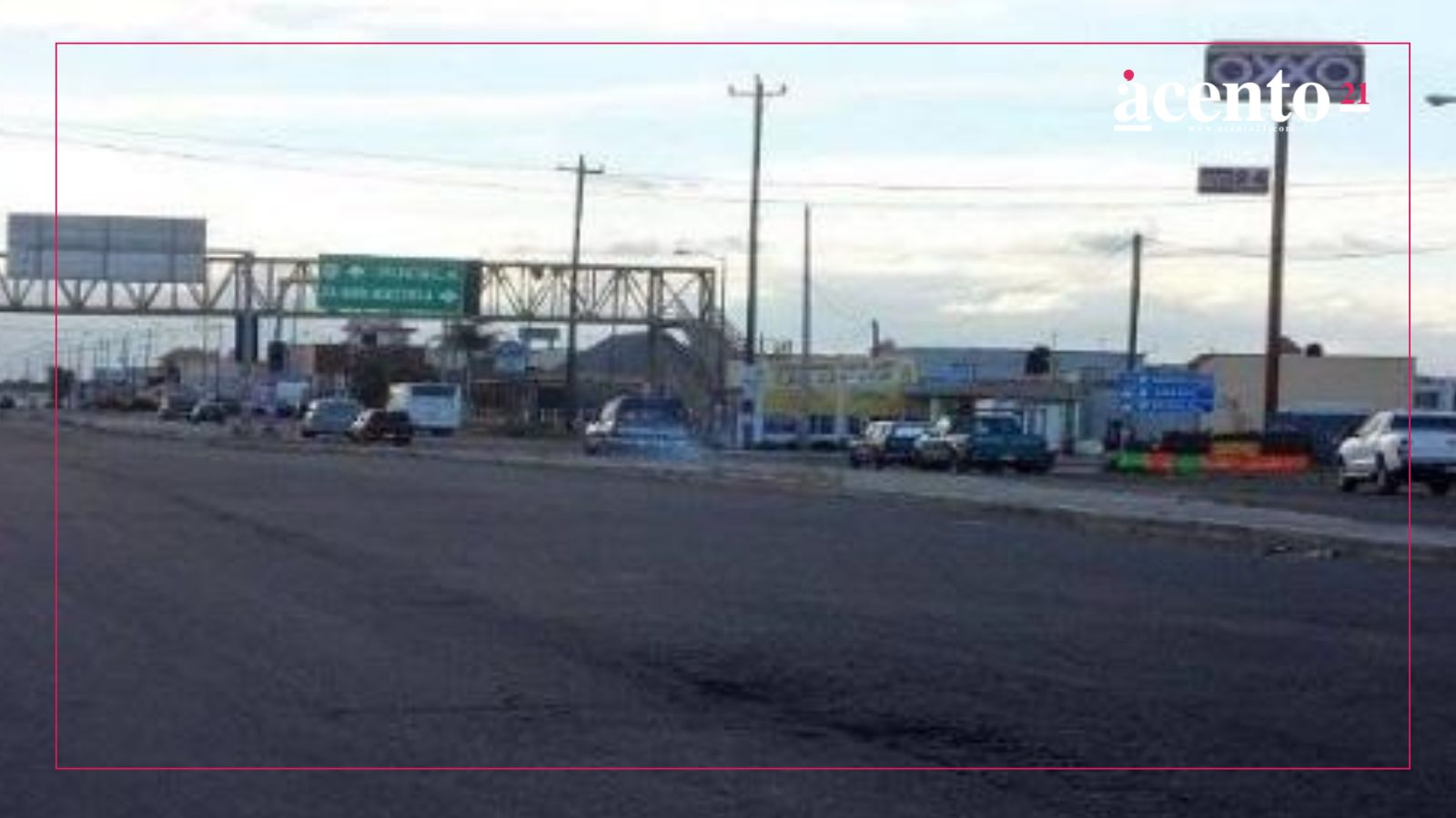 Se desata balacera entre policías y delincuentes en la federal Puebla-Tehuacán tras intento de asalto; hubo 3 heridos de bala