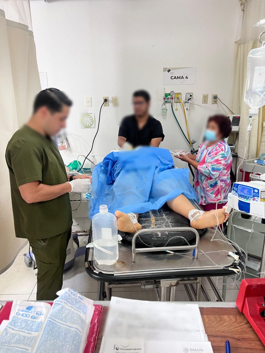 Tres muertos y 21 heridos registró la volcadura de Autobús Futura en la México-Tuxpan