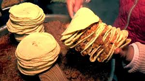 ¡Atención fans de los tacos! Llega la Feria del Taco a San Nicolás Tolentino, Puebla, en donde encontrarás a taqueros con un sazón increíble.