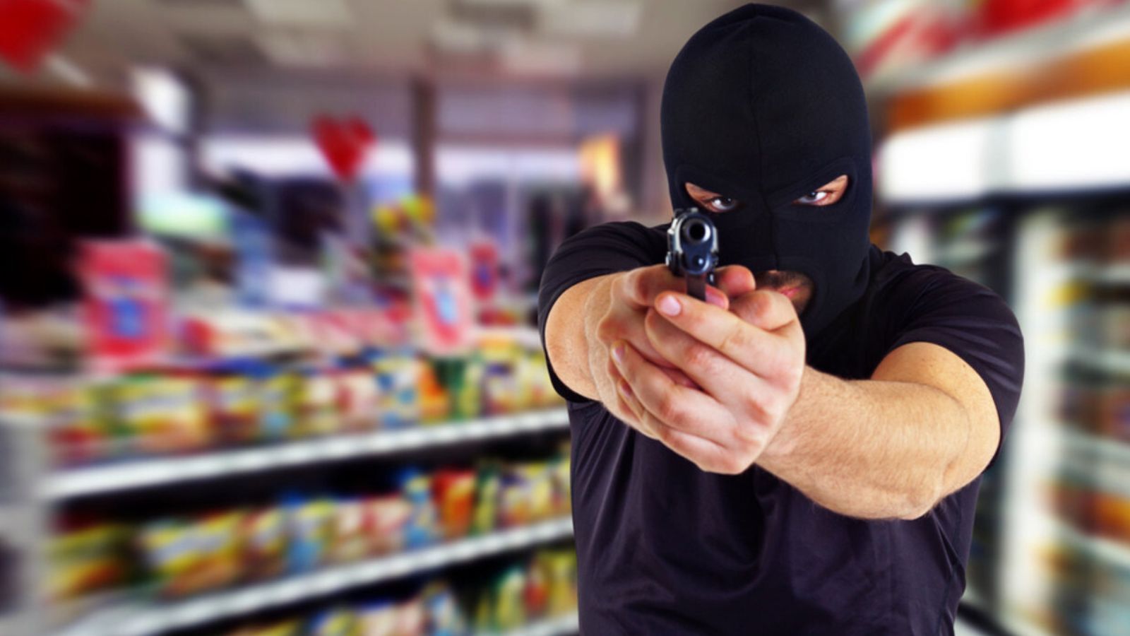 Asaltan farmacia en la colonia Los Héroes; golpean a un médico y ataron a empleados