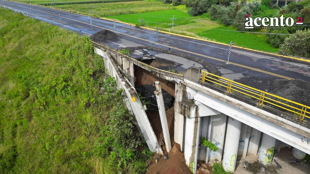Tirantes oxidados causaron socavón en bulevar Aeropuerto de Huejotzingo