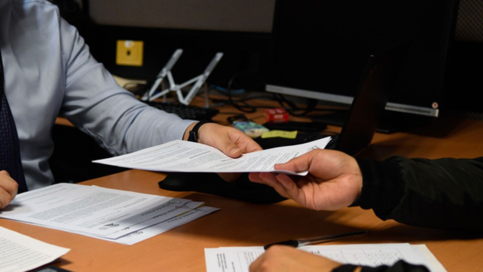 Sancionan a seis servidores públicos de Ayuntamientos de Puebla por faltas no graves