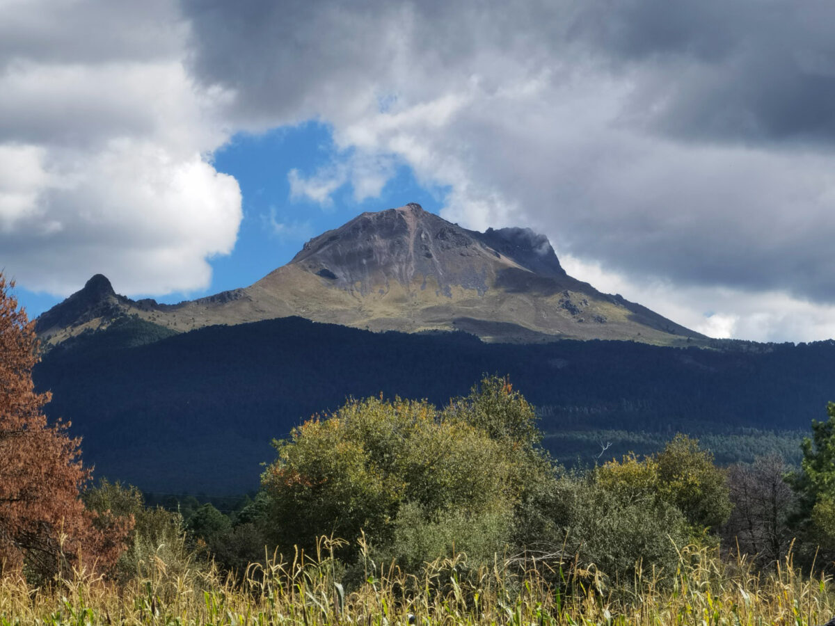 El proyecto del Ecoparque de La Malinche no contempla la construcción de un parque de diversiones ni infraestructura ajena al entorno natural. Así lo aseguró el gobernador Alejandro Armenta.