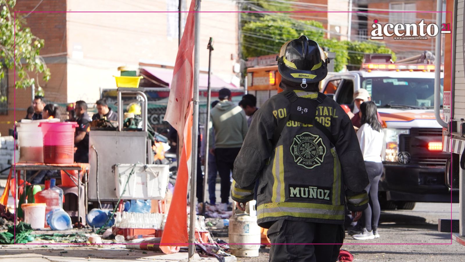 Explota tanque de gas LP en puesto de antojitos de Agua Santa