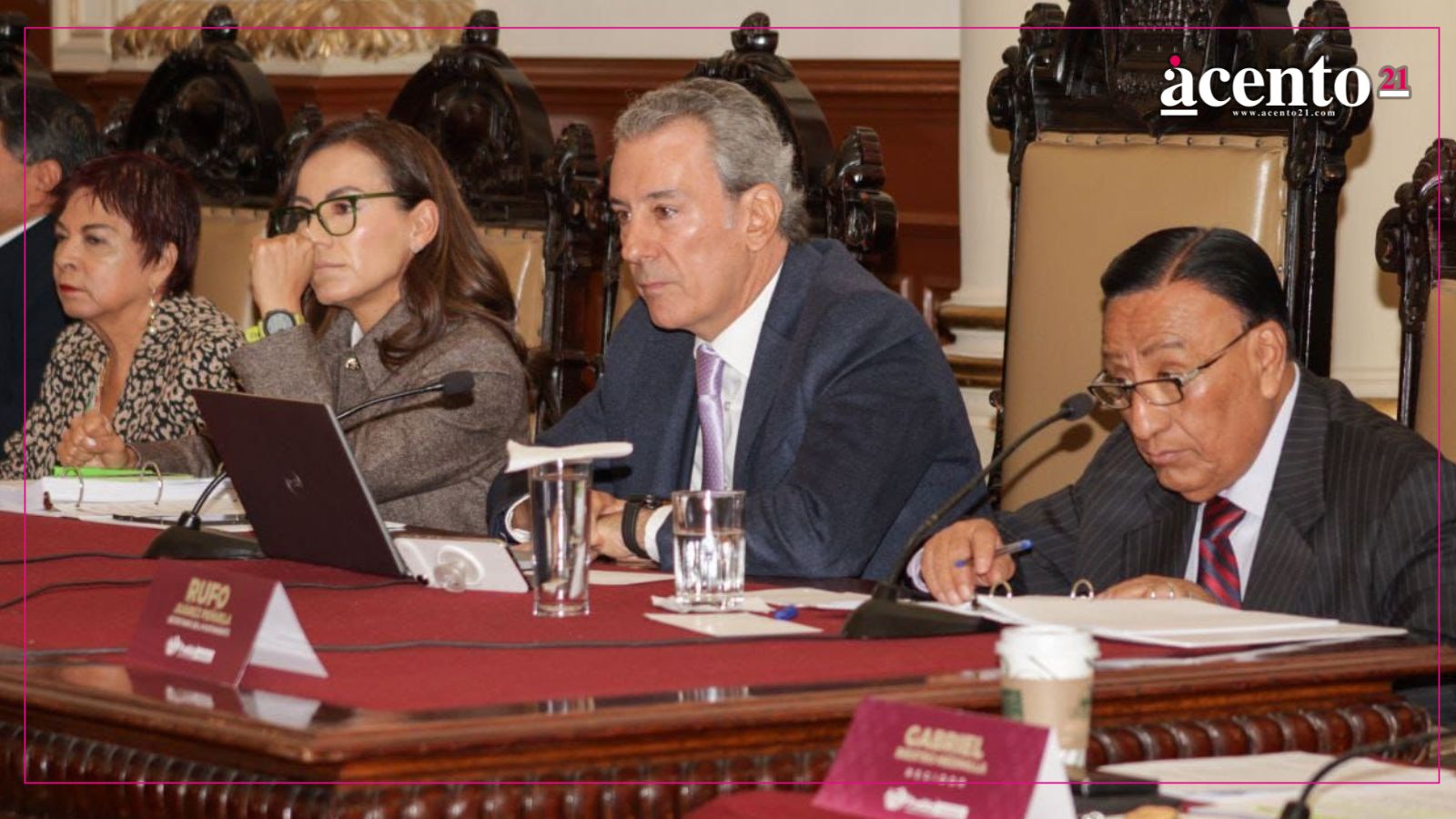 Cabildo de Puebla aprueba informes y estructura organizacional