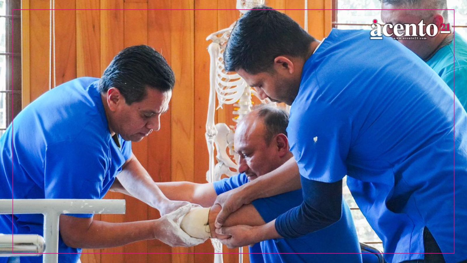 Gestiona Shamy Spezia prótesis de mano y pierna para pacientes del CRI Huejotzingo