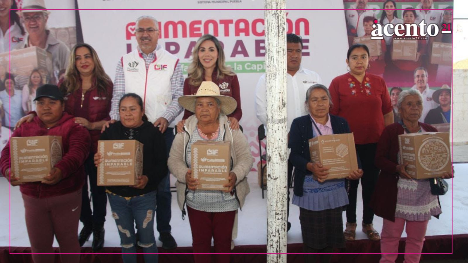 Gobierno de Pepe Chedraui entregó apoyos alimentarios a familias de Guadalupe Tecola