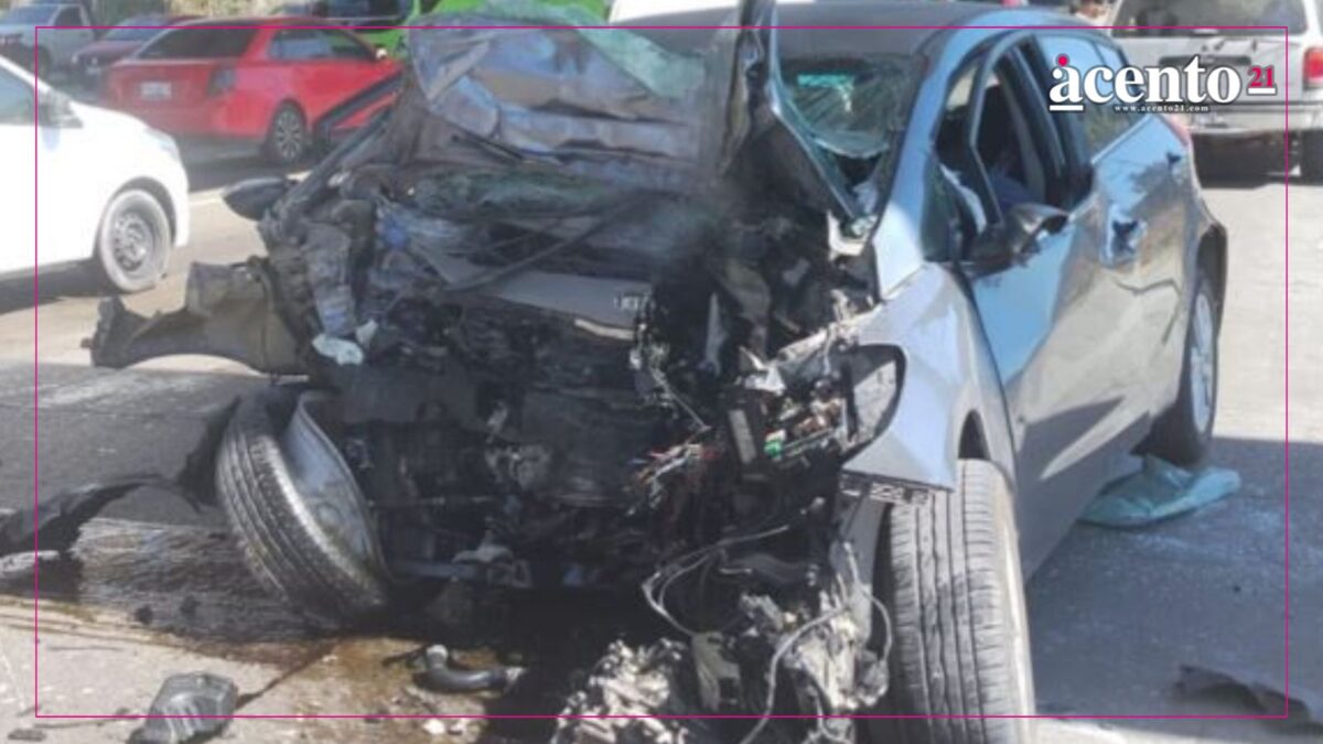 Muere conductor de 30 años en la México-Puebla; chocó contra un muro de contención
