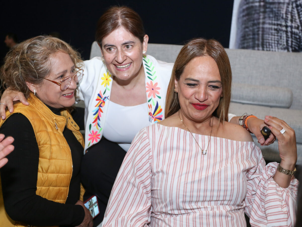 Celina Peña llama a reconocer papel de la mujer en la ciencia en reunión con mujeres armentistas