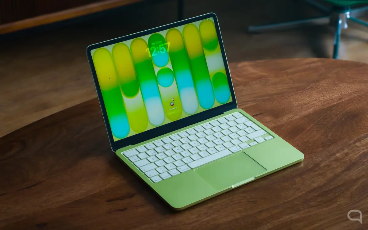 La MacBook Neo tiene un precio inicial de 12,999 pesos en México para la versión con 256 GB de almacenamiento