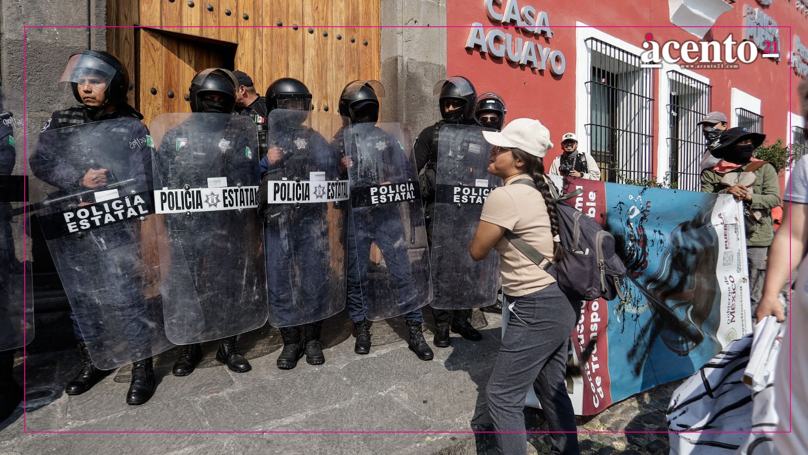 Agreden a subsecretario estatal en protesta contra Cablebús