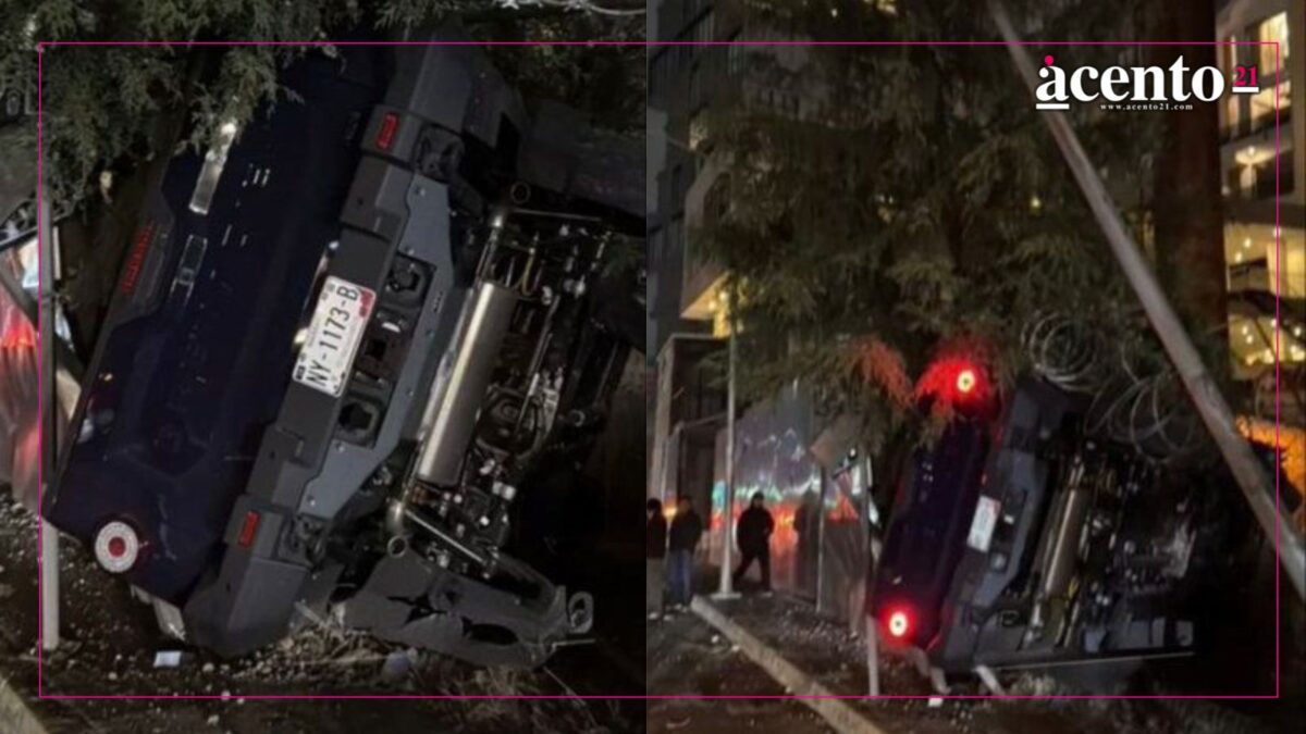 De nuevo en la Atlixcáyotl; juniors ebrios pierden el control de su camioneta y arrollan a un motociclista