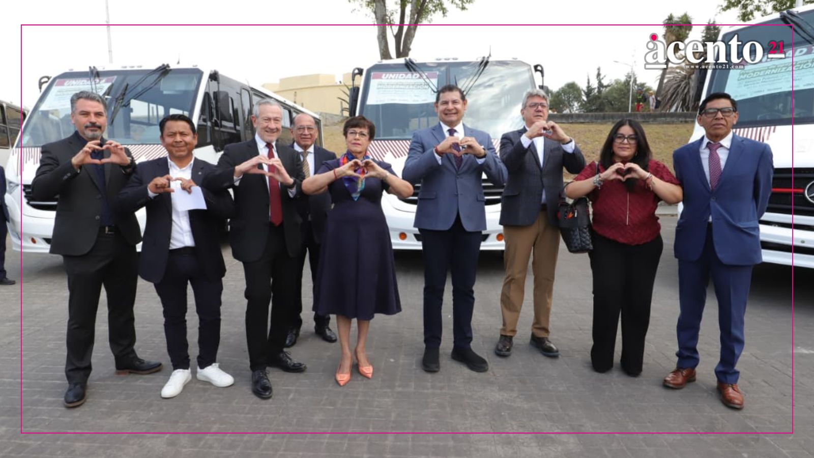 Entrega Armenta más de 11 mdp a fondo perdido para unidades nuevas de transporte público